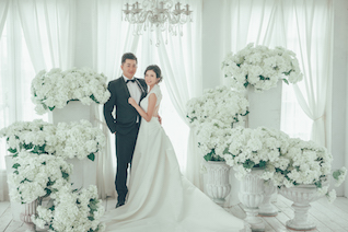 Engagement photo cover